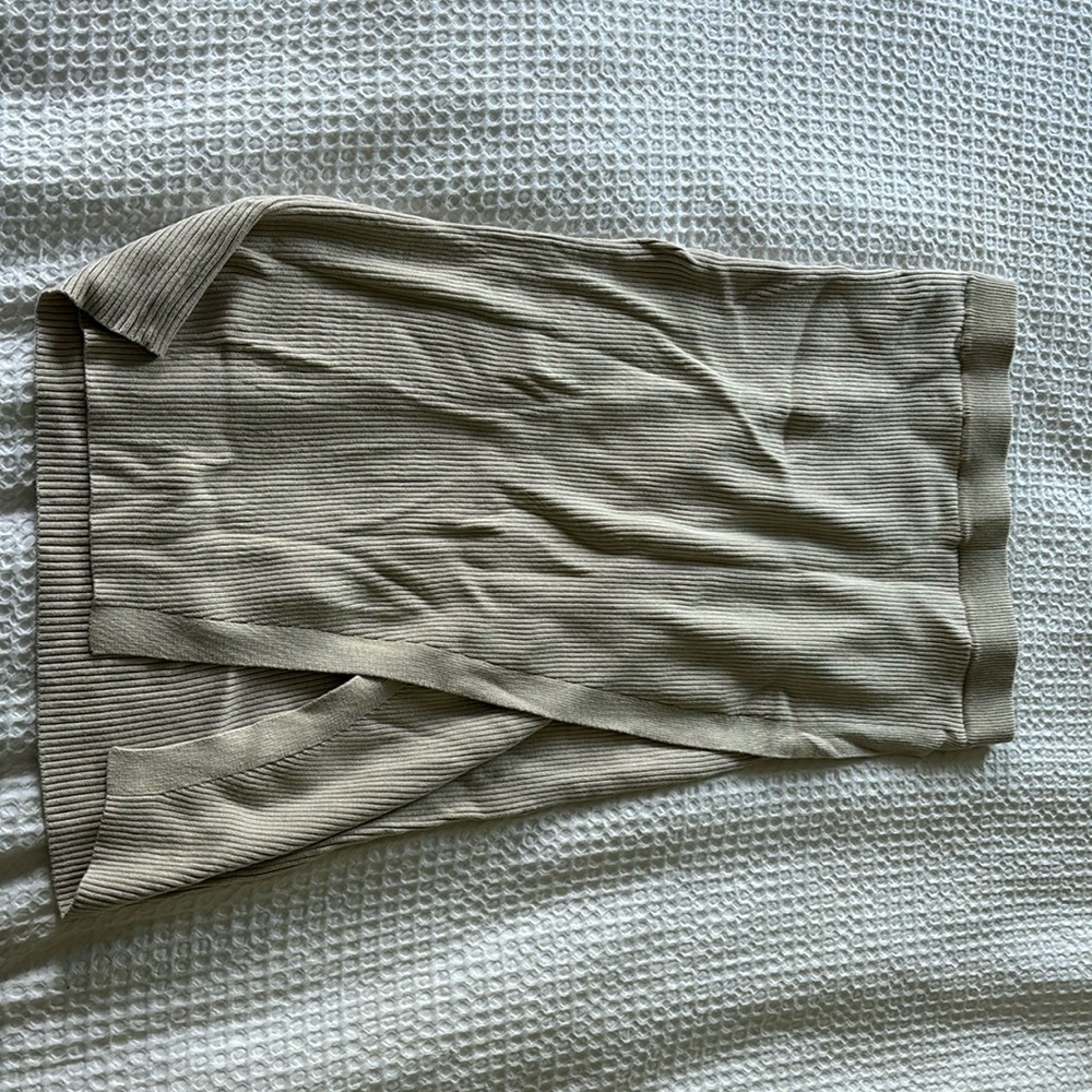 Aberocombie Mid skirt